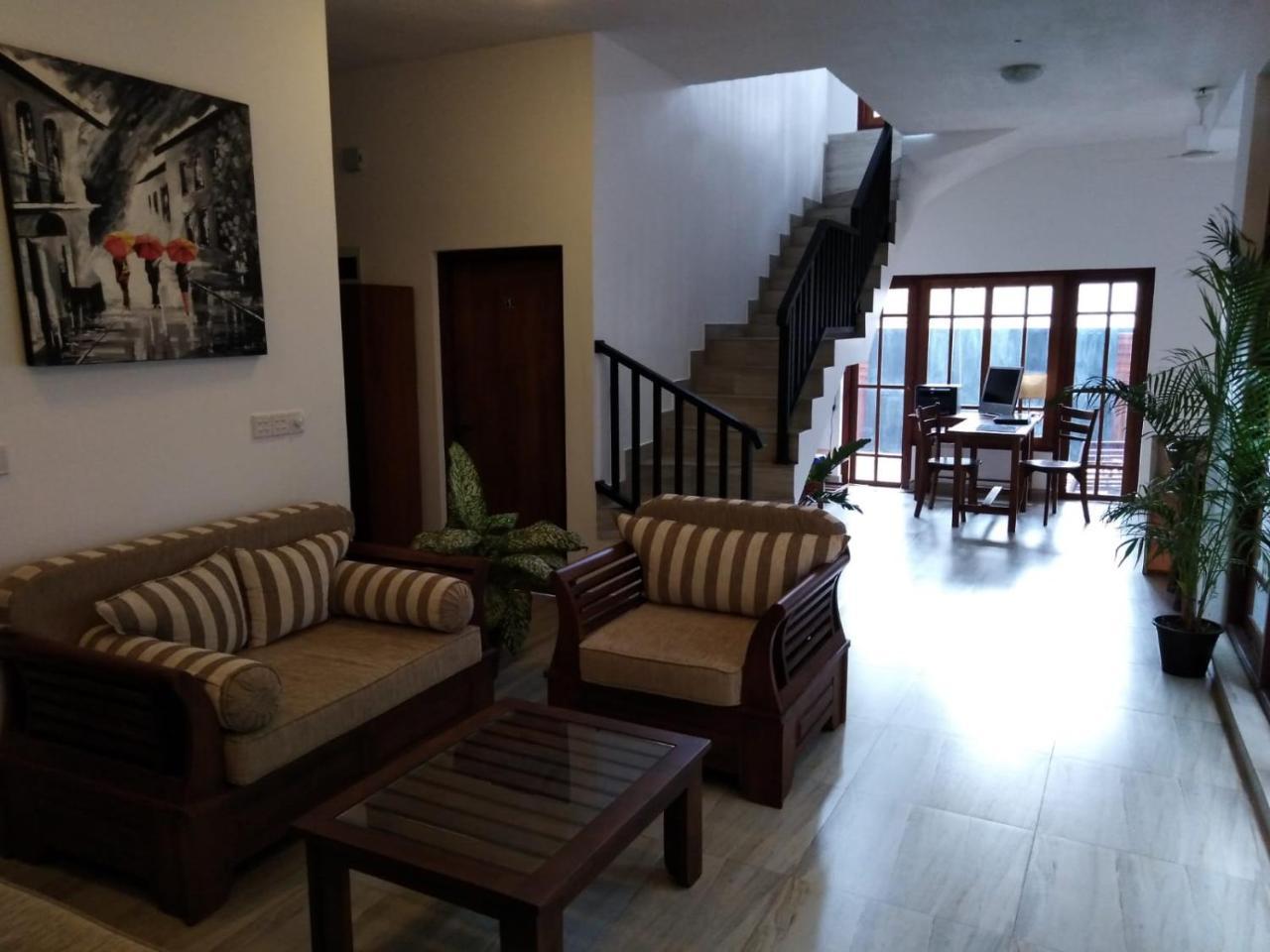 Lija Residence 尼甘布 外观 照片